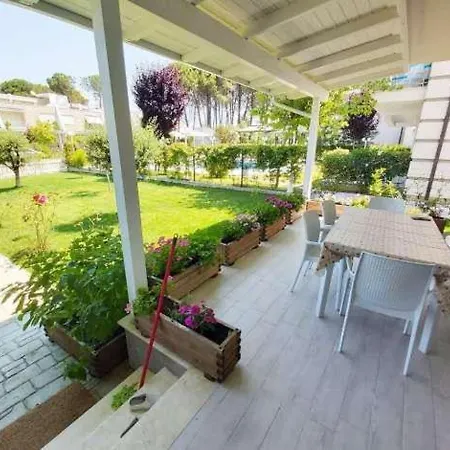 Villa Gjiri I Lalzit Perla Resort Durrës